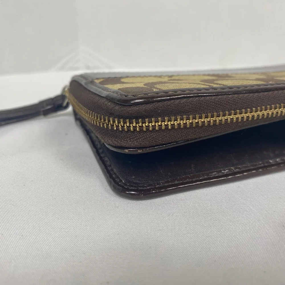 Coach Womens Brown Signature Canvas‎ Monogram Legacy Stripe Tri-Fold Wallet Snap